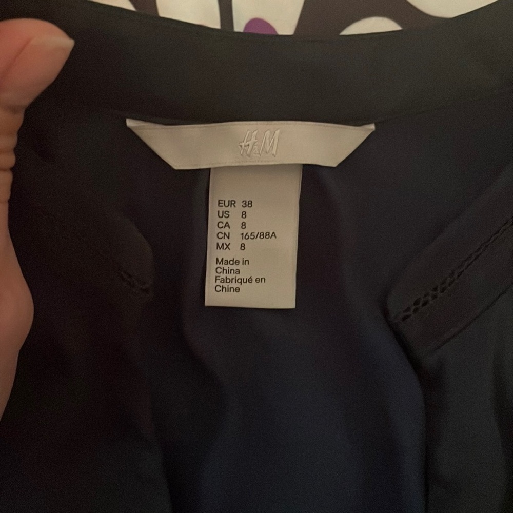 Women’s size 8 (md) silk top.